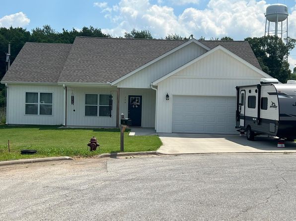 116 Harrison Ct