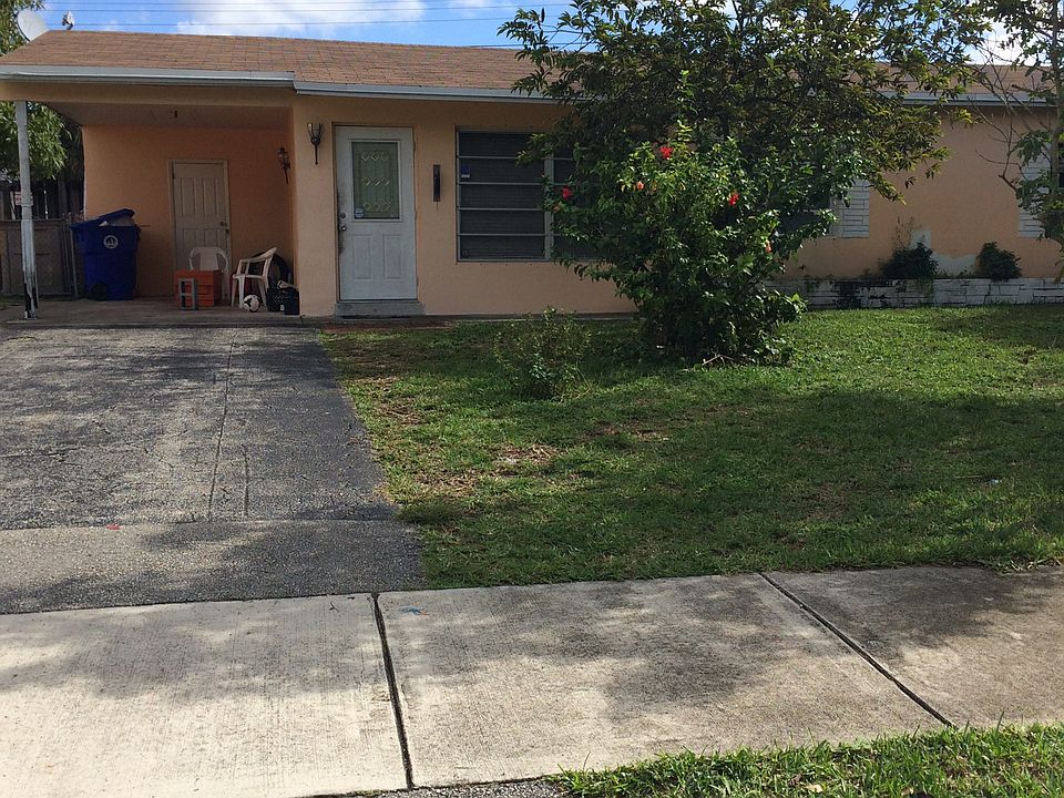 1st image of 1840 SW 64th Ave