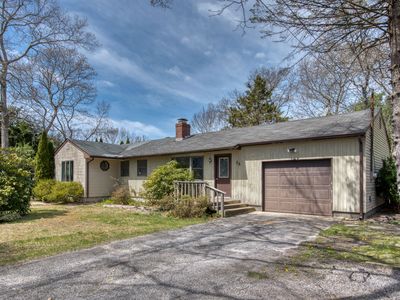 64 Bellows Terrace Rd, Hampton Bays, NY, 11946