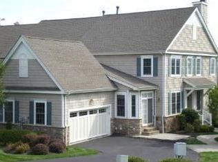 34 Pinehurst Cir, Monroe, NY 10950