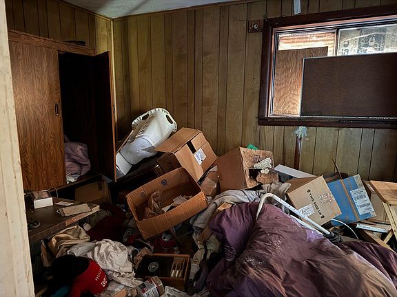 3rd image of 535 Stambaugh Ave