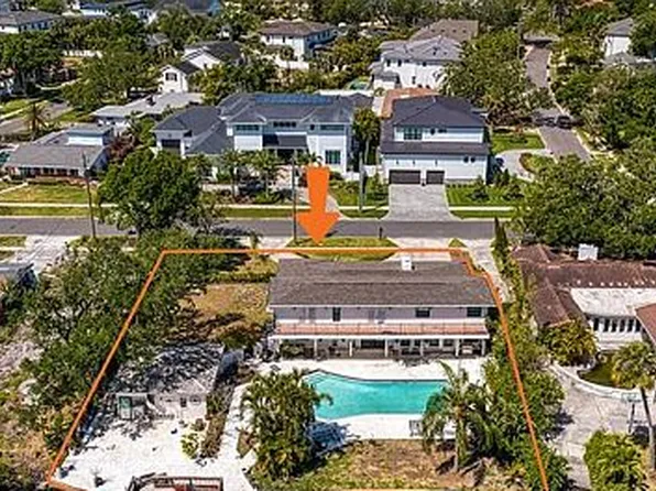 2614 S Dundee St, Tampa, FL 33629