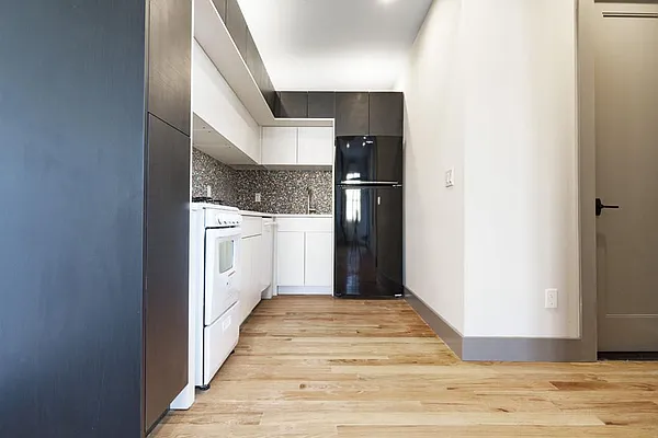 Rented by Brooklyn Group | media 4