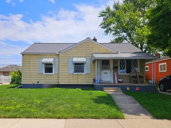 12435 Irene St, Southgate, MI 48195