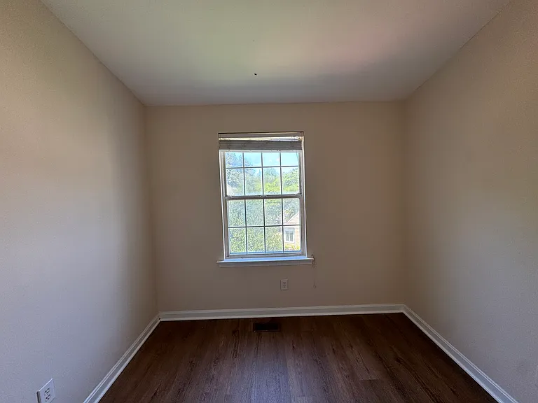 12302 Sleepy Lake Ct — Photo 16