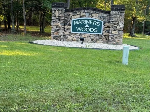 0 Mariners Woods Dr, Hartfield, VA 23071