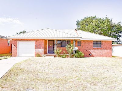 121 Rainbow Dr, Elk City, OK, 73644