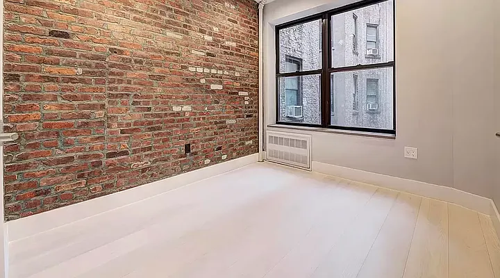 Rented by REAL New York | media 12