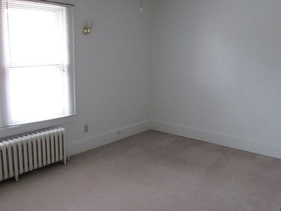 5th image of 88 E Main St APT 4