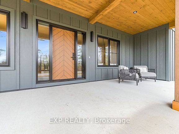 5th image of 338A Norton Rd