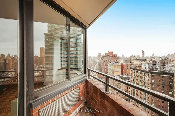 Sold by Town Residential | media 11