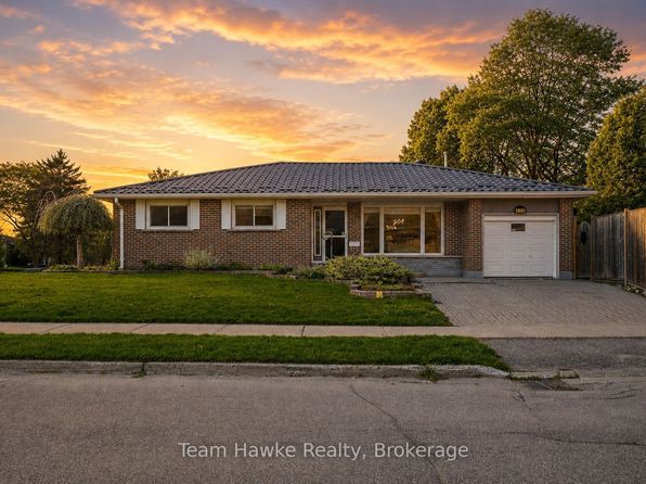 958 Montreal St, Midland, ON L4R 1H2