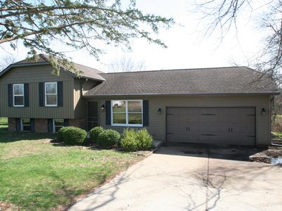 801 Heritage Dr, Mackinaw, IL, 61755