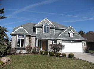 1111 Kensington St, Shorewood, IL