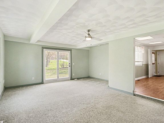 3rd image of 64420 Constantine Rd