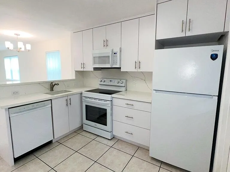 3777 78th Ave #46-E — Photo 2