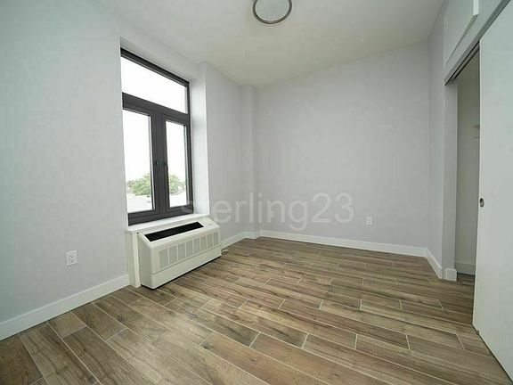 5th image of 3112 24th Ave APT 2E