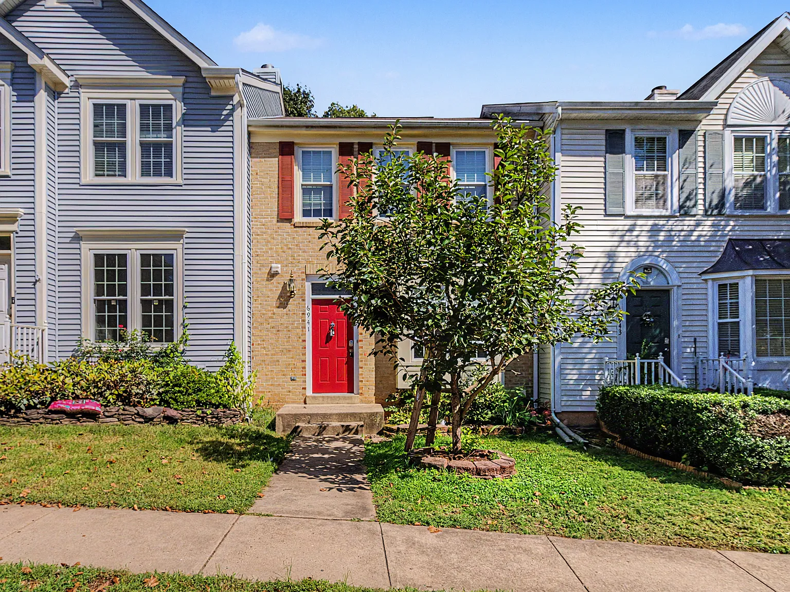 3 bed, 3.5 bath, 1767 sqft, $2,800 — Photo 1