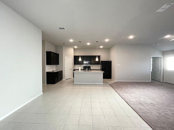 5th image of 8705 Landergin Mesa Dr