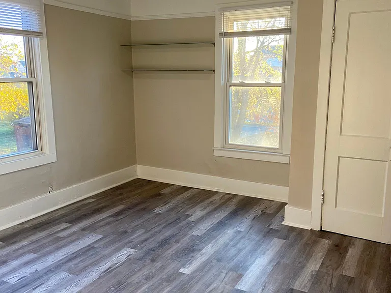 933 Calumet St #3 — Photo 4