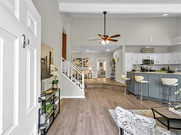 5th image of 1880 Northshore Dr
