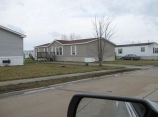 1185 Lilac Cir, Warrenton, MO 63383
