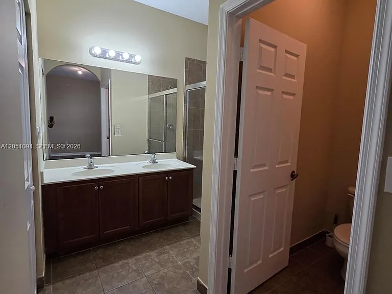2851 W Prospect Rd #404 — Photo 14