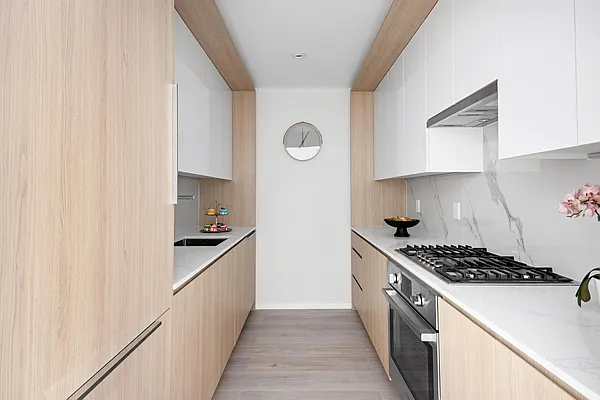 Sold by SERHANT. | media 5