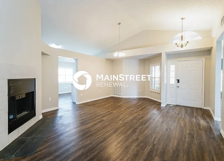 769 Sagewood Dr — Photo 4