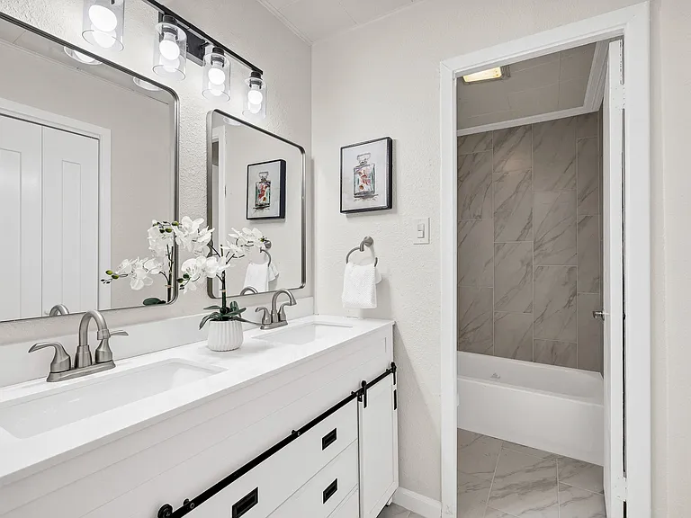 6007 E Valley Forge Ave — Photo 39