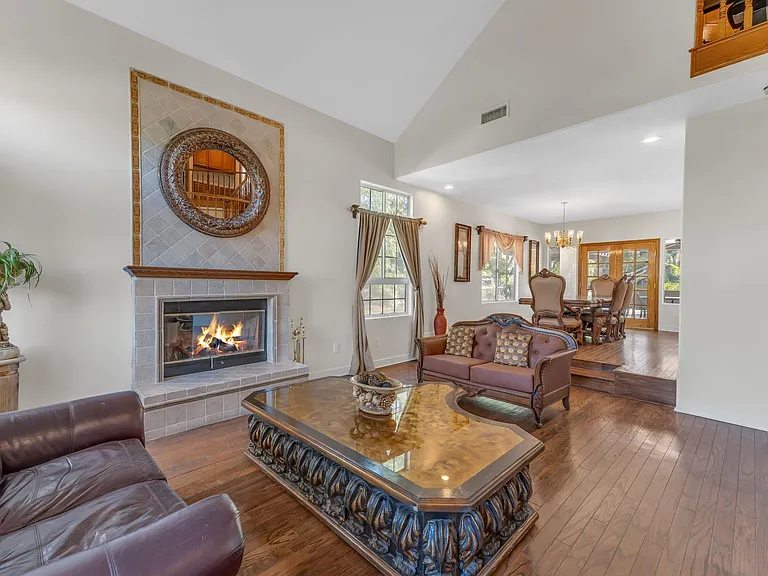 26940 Whitehorse Pl — Photo 8