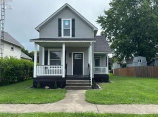 921 White Ave, Fremont, OH 43420