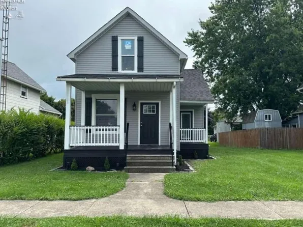 921 White Ave, Fremont, OH 43420