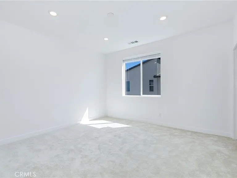 152 Restore — Photo 5