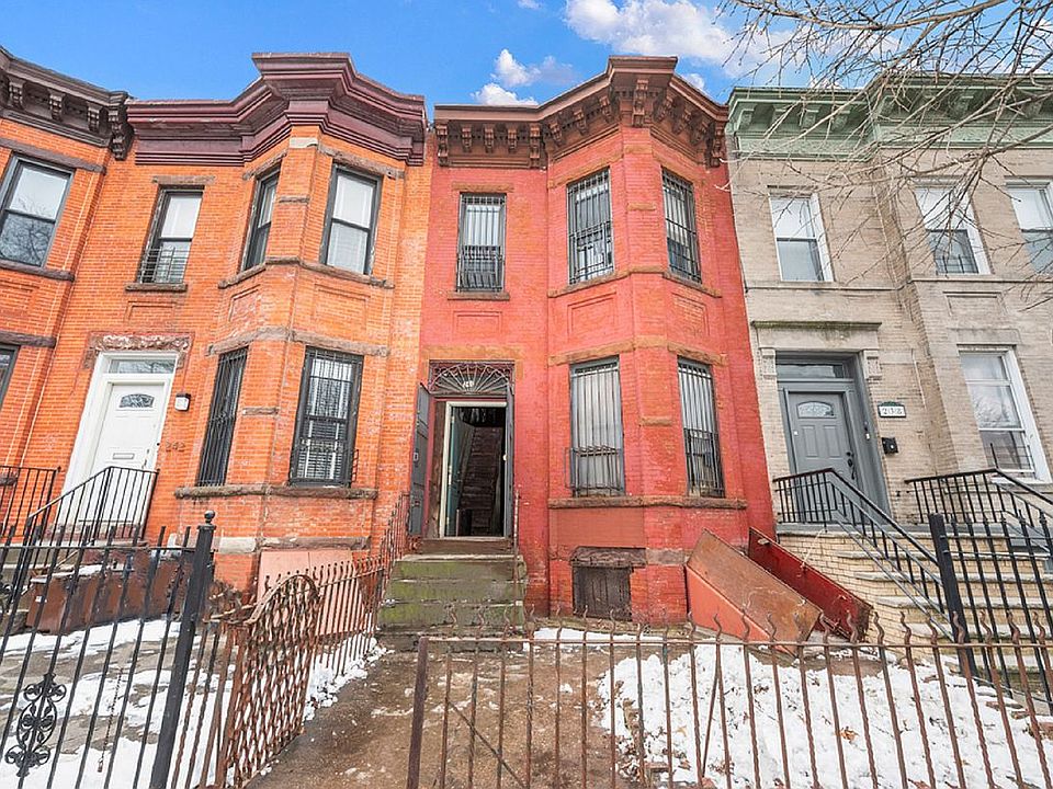 2nd image of 240 45th St