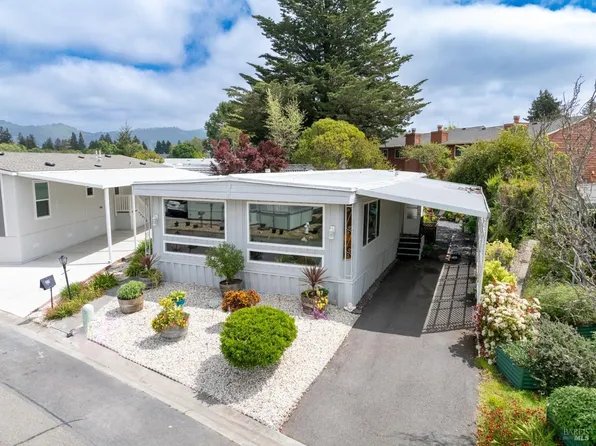 35 Maywood Drive, Santa Rosa, CA 95409