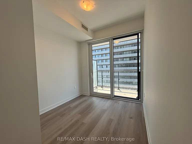 628 Church St #4602 — Photo 15