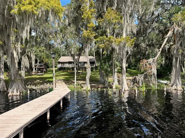 109 Cypress St, Hawthorne, FL 32640