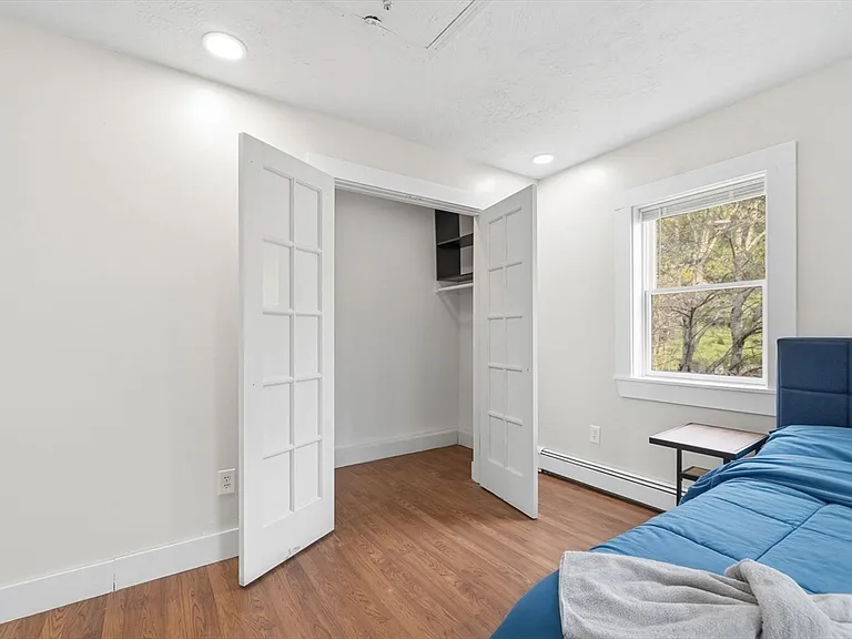 8 Ash St — Photo 34