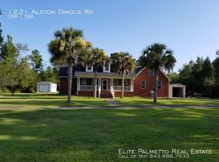 1231 Alston Dingle Rd, Awendaw, SC 29429