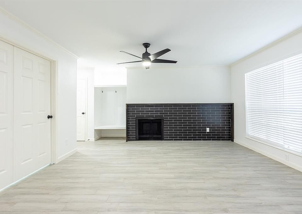 1st image of 14600 Fonmeadow Dr APT 202
