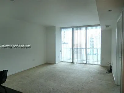 50 Biscayne Condo — Photo 2