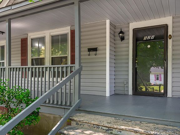 4th image of 529 Farley Ave