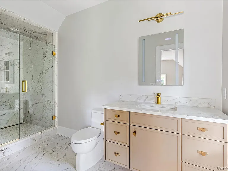 42 Mamaroneck Rd — Photo 33