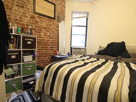 5th image of 225 E 28th St #7