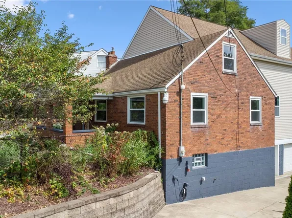 3302 Crestview Dr, North Versailles, PA 15137