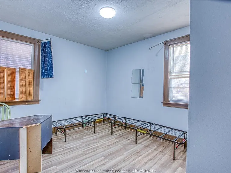478 Rosedale Ave #UPPER — Photo 8