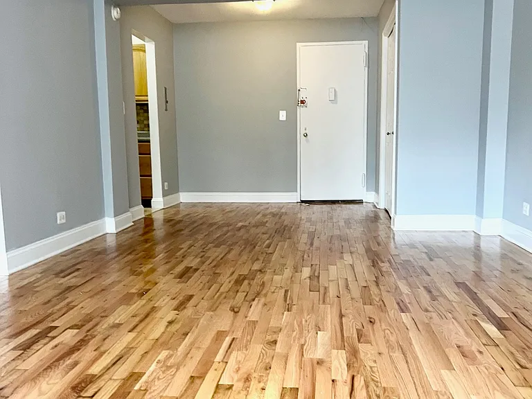 207 E 202nd St #3J — Photo 8