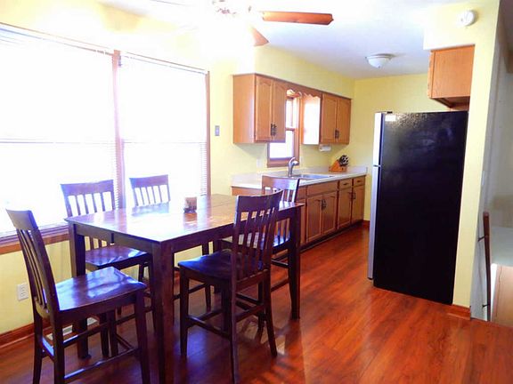 5th image of 1025 Tamworth Dr