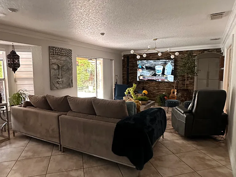 13260 NW 11th Dr — Photo 5